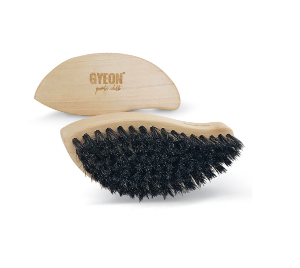 q²m leatherbrush